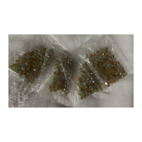 KR-KA145  kristalo karoliukai, 4mm, apie 100, melsvai-rudi