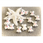 AKR-3D-12 Akrilinis pakabukas "Meškutis", 22x15mm, BALTAS, 1 vnt.