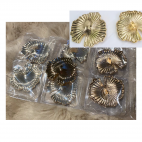 S-M-4002 Metalinė saga "Lapas", 4cm, švelni aukso sp., 1 vnt.