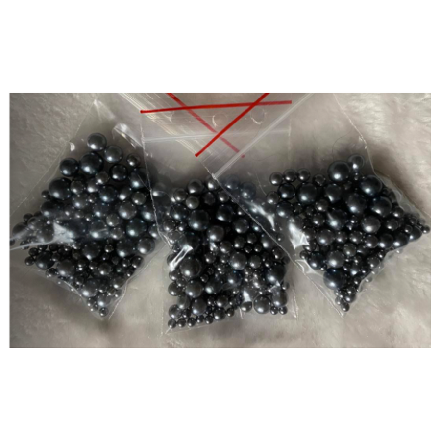 PER-M2702  Akriliniai perliukai, BE SKYLUTĖS, MIX, 4-10mm, 1 įpakavimas (nuotraukoje), PILKAS