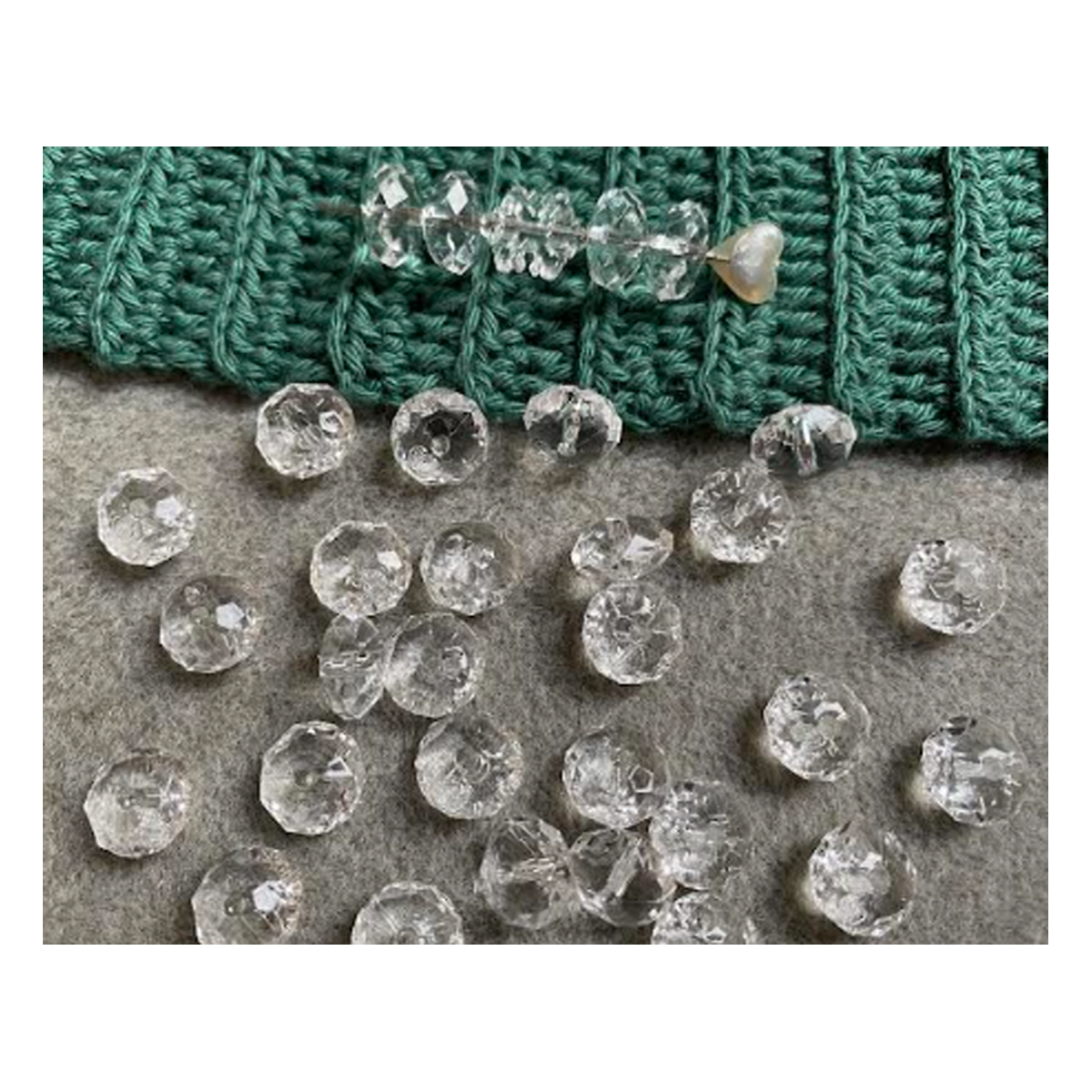 AKR-SK-02  Akrilinis karoliukas, rondelė, 12x7mm, 1vnt., SKAIDRUS