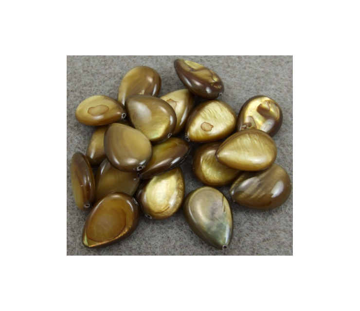 KRIAUK-LE04 Kriauklės lašelis, 18x13mm, natūrali ruda sp.