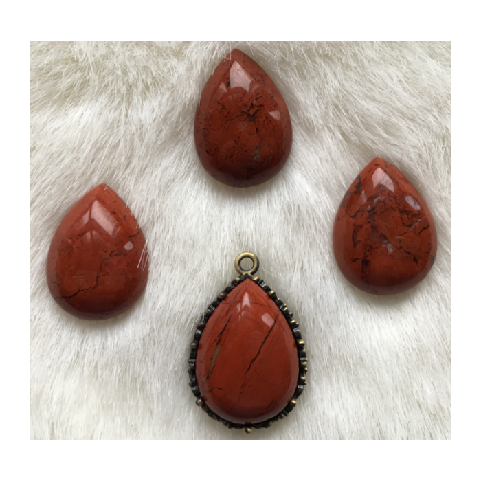 KAB-90592 Jaspio kabošonas "Lašas", apie 25x18mm
