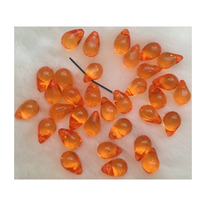 AKR-AD7  Akrilinis karoliukas, "Lašelis", 13x8mm  ORANŽINIS