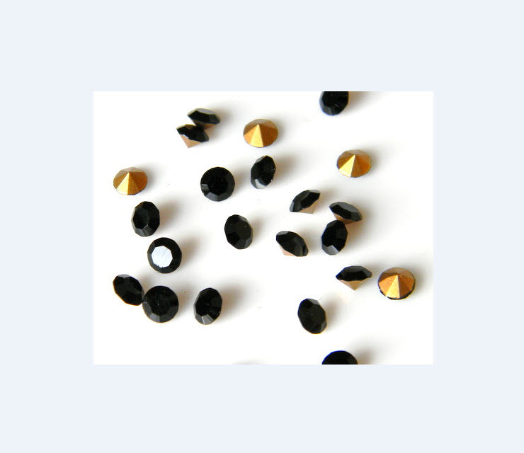 AKUTĖ-03 apie 2.5mm, juoda